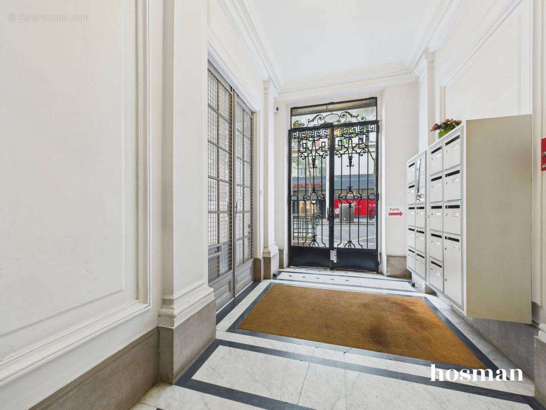 Appartement à PARIS-11E