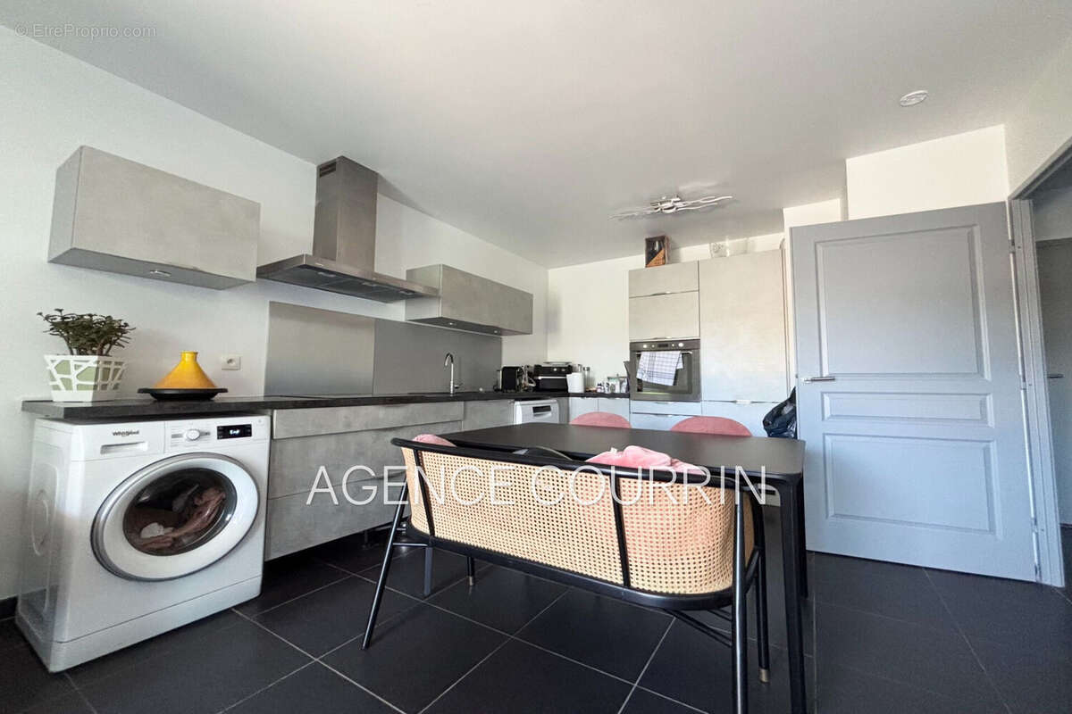 Appartement à LE CANNET