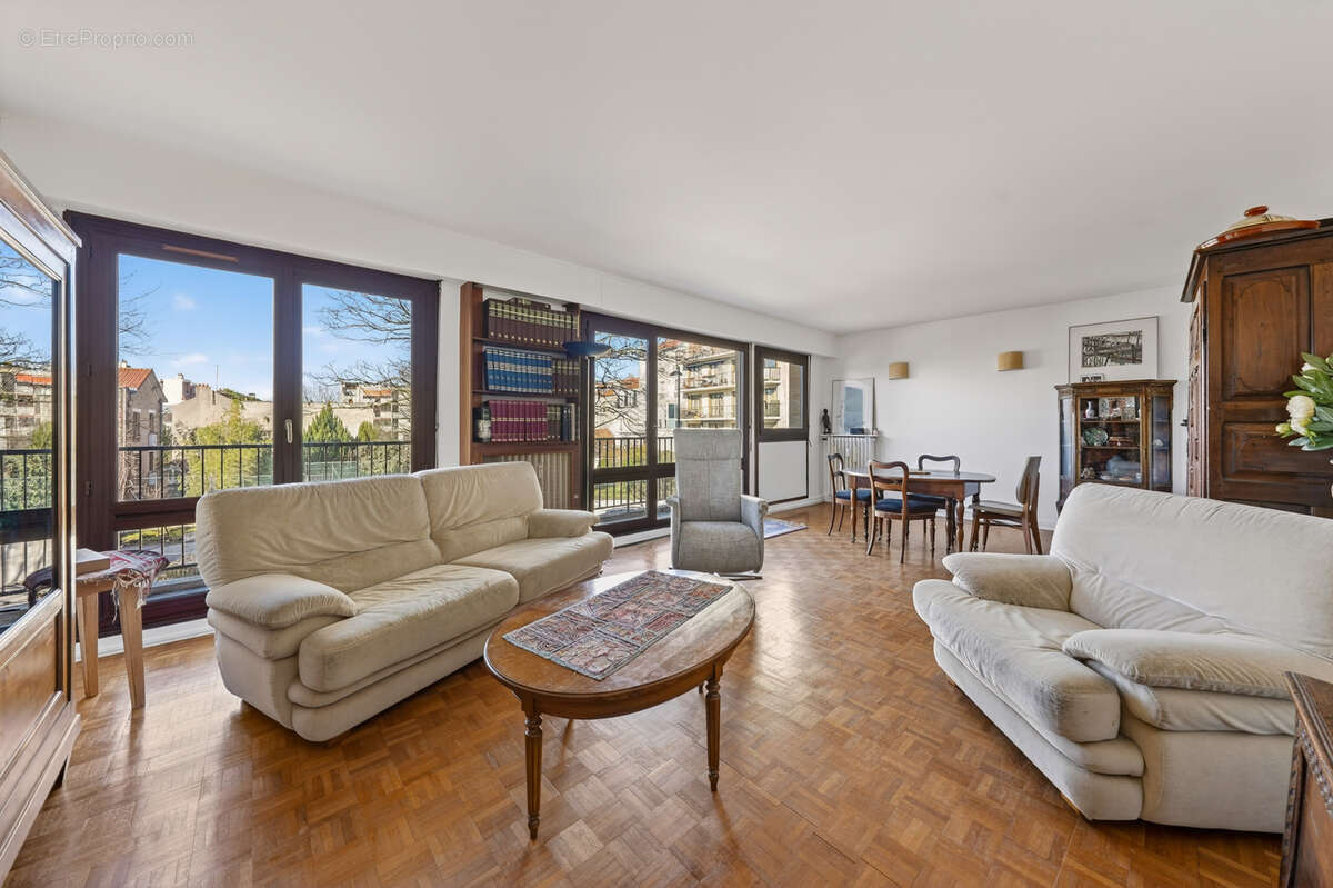 Appartement à FONTENAY-SOUS-BOIS