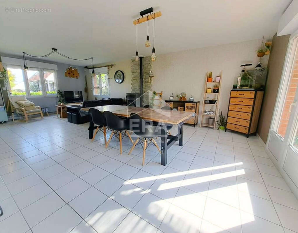 Maison à NOYELLES-LES-VERMELLES