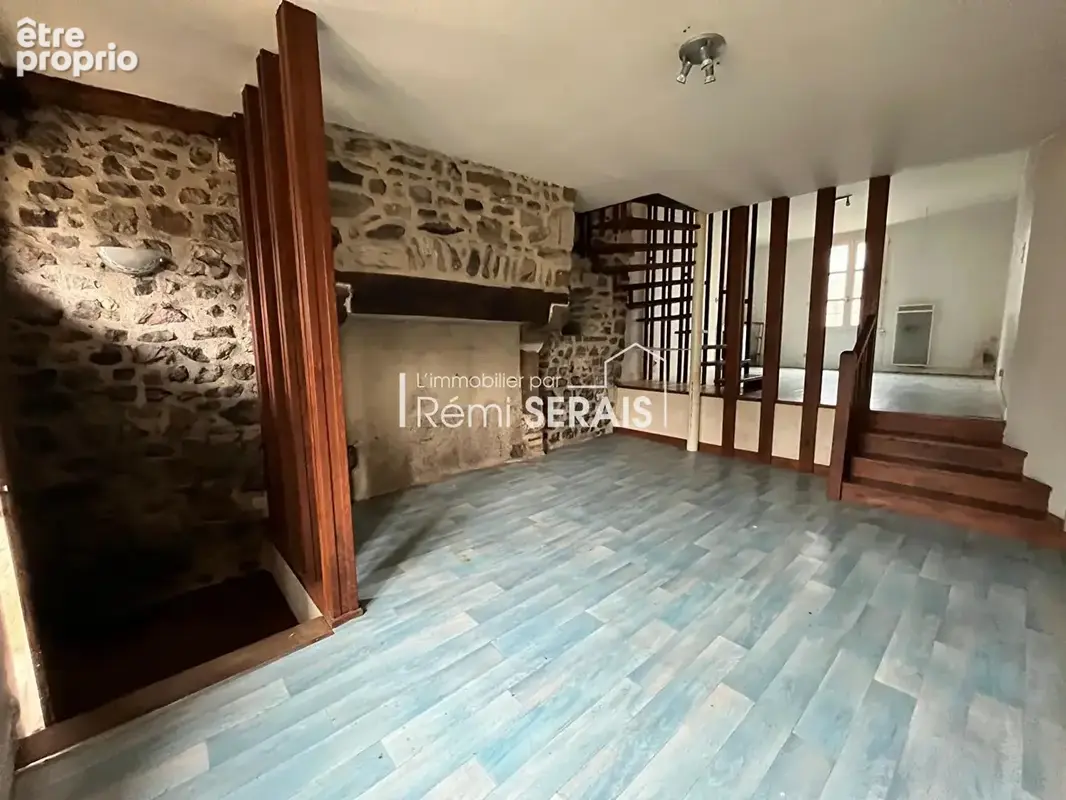 Exclusivité RS : ensemble composé d'un local commercial  + appartement T2bis idéal investissement - photo 2