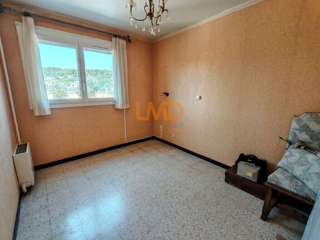Vente T5 Caillols - Marseille 12ème - photo 8