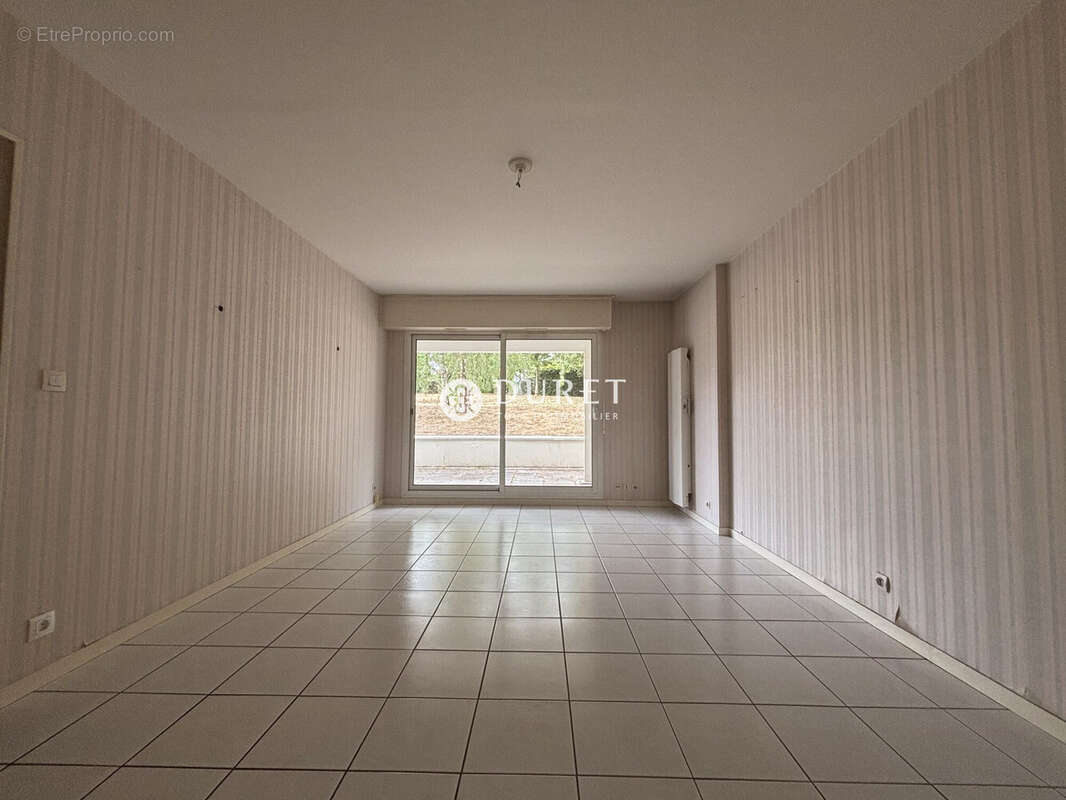 Appartement 49 m² à Saint-Sebastien-Sur-Loire  - photo 8