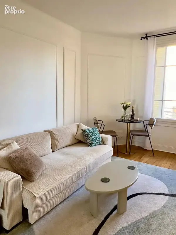 Paris 15ᵉ – La Motte-Picquet Grenelle – Superbe 2 pièces de 53 m² entièrement rénové - photo 2