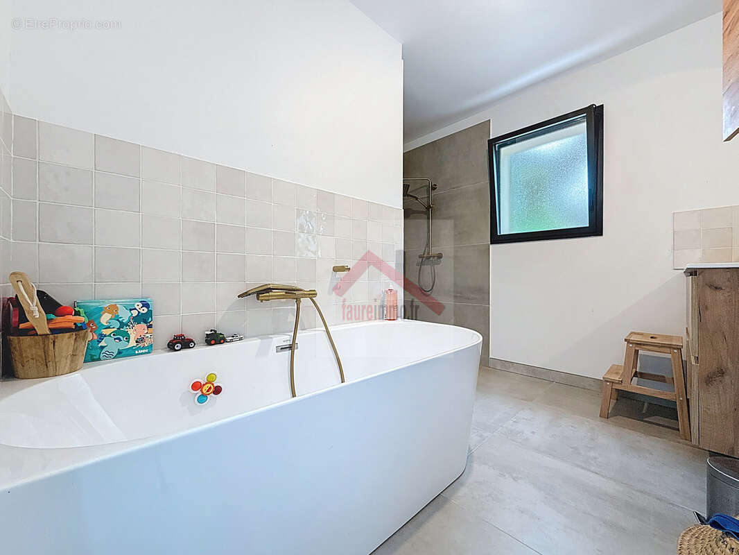 Maison à LA CASSAGNE