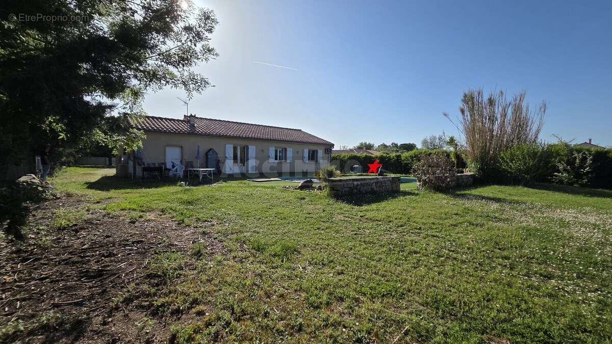 Maison à SOUAL