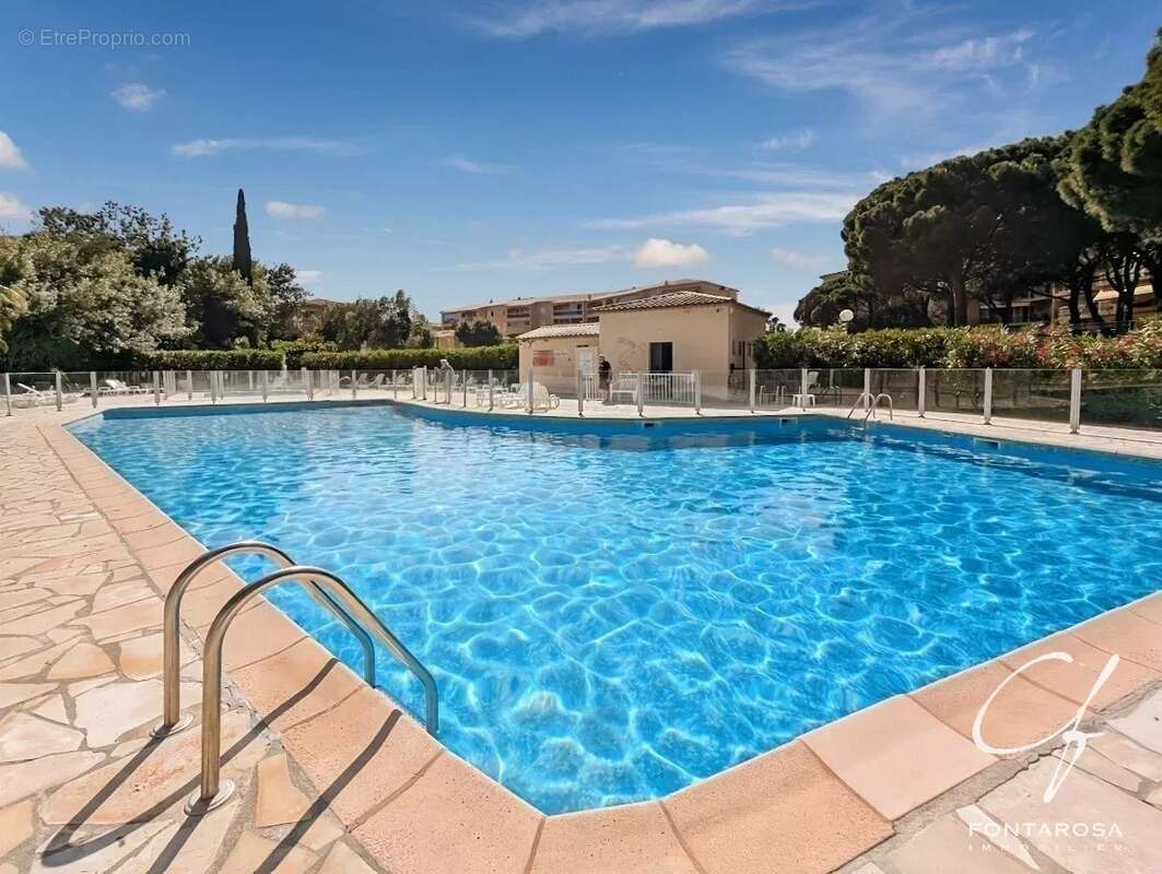 Appartement à FREJUS