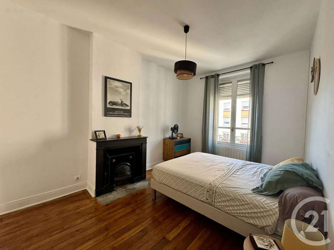 Appartement 73 m² à Villeurbanne  - photo 9