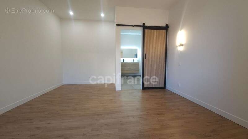 Appartement à AIX-LES-BAINS