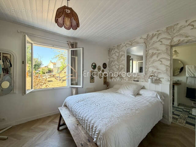 Maison 5 pièces au cœur de Talmont-Saint-Hilaire   Élégance, discrétion et art de vivre - photo 5