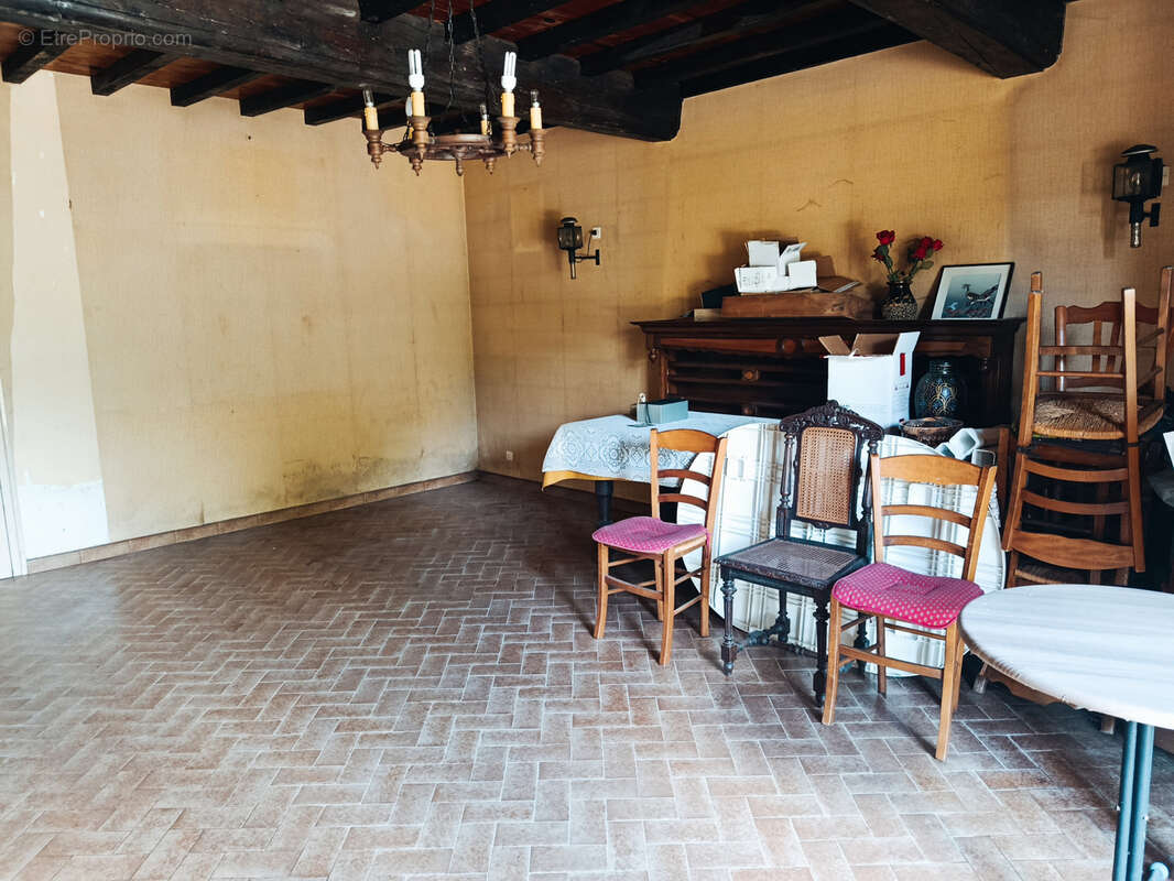 Maison à SAINT-ETIENNE-DU-BOIS