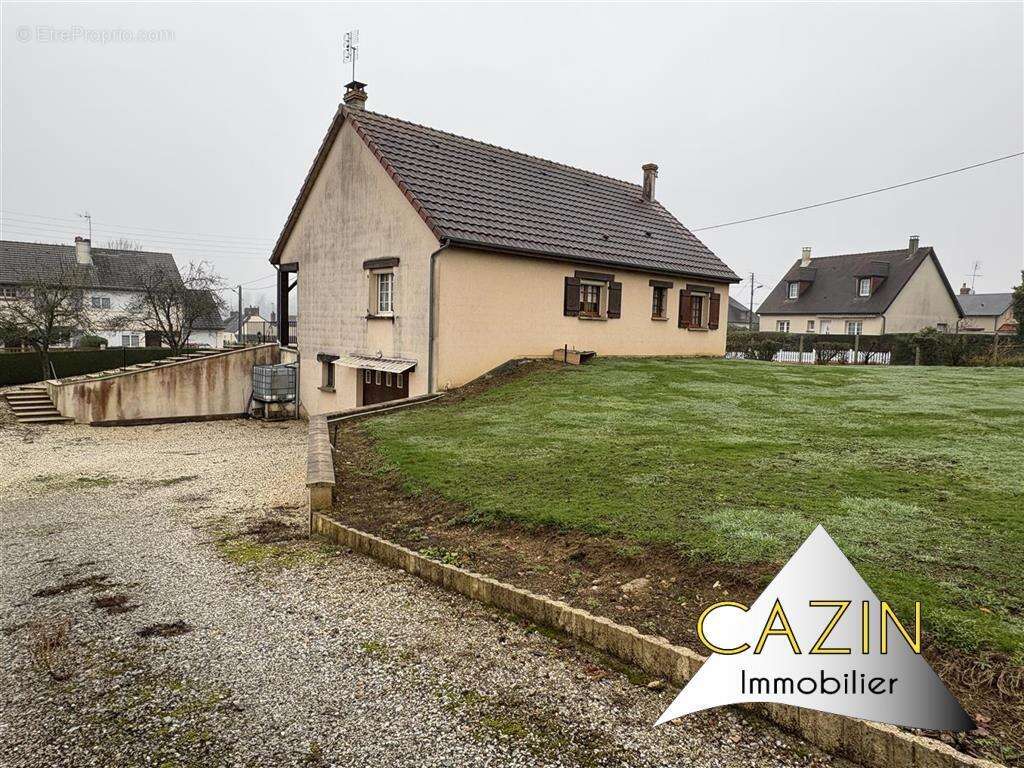 Maison à GACE