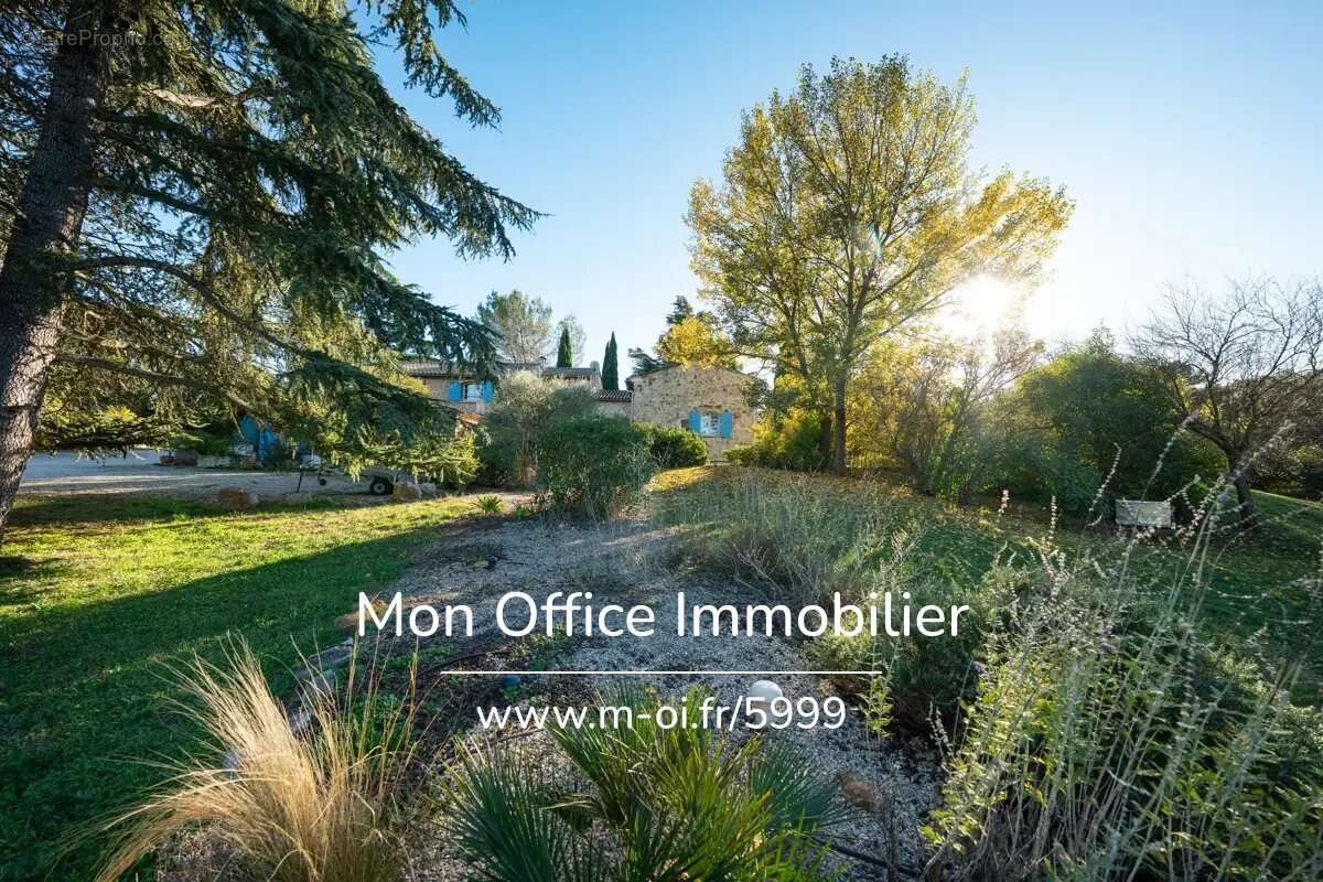 Maison à JOUQUES