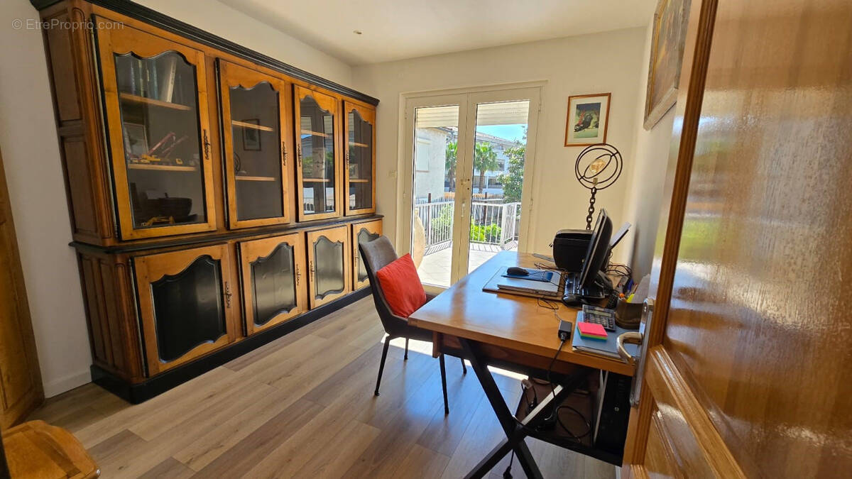 Maison à SOLLIES-PONT