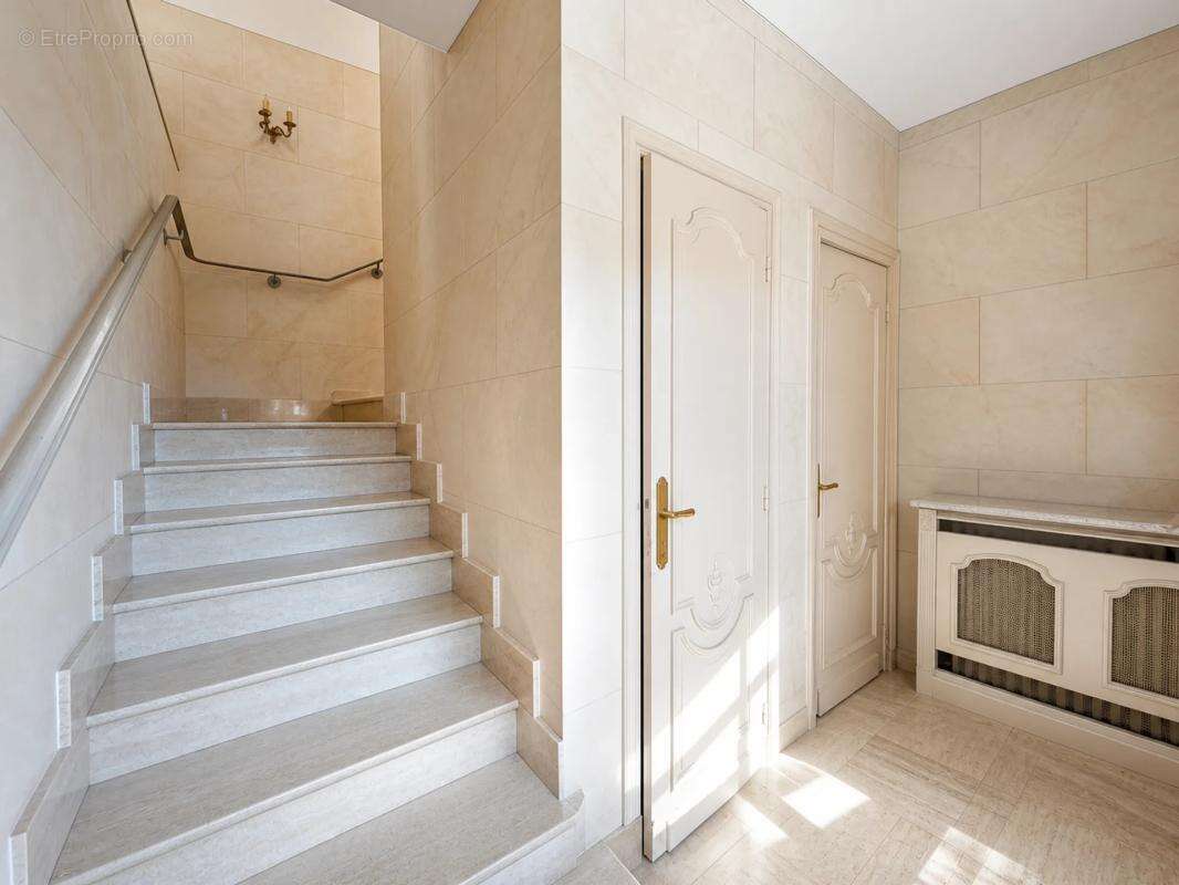 Maison familiale de 168m² avec jardin à Mézières-sur-Seine - photo 5