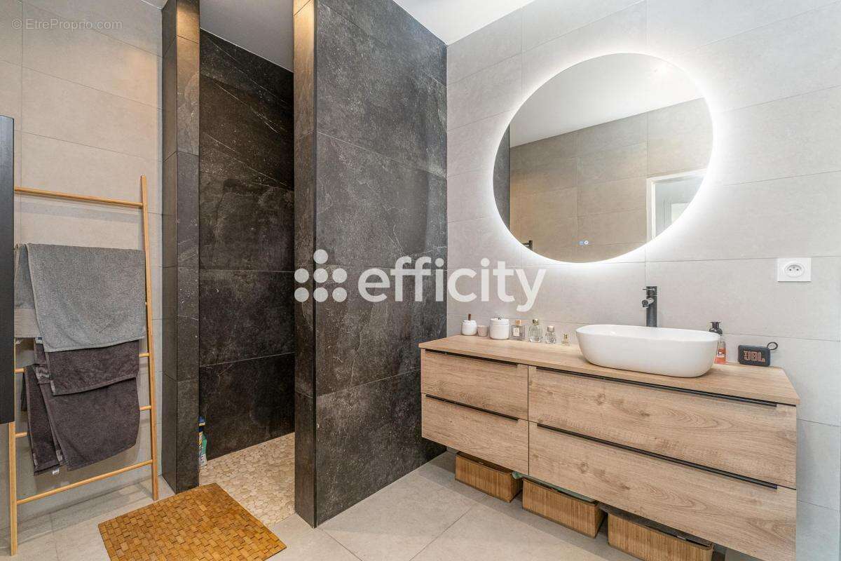 Maison à MARSEILLE-12E