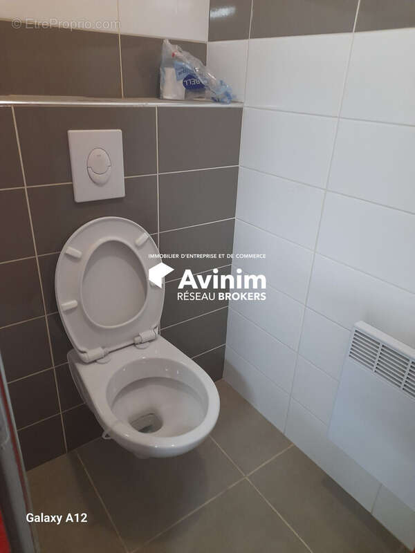 Commerce à FAY-AUX-LOGES