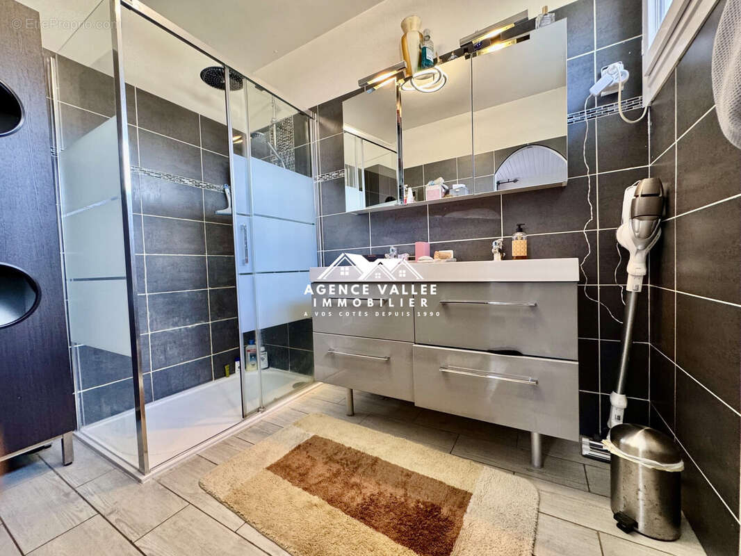 Maison 155 m² à Saintry-Sur-Seine  - photo 9