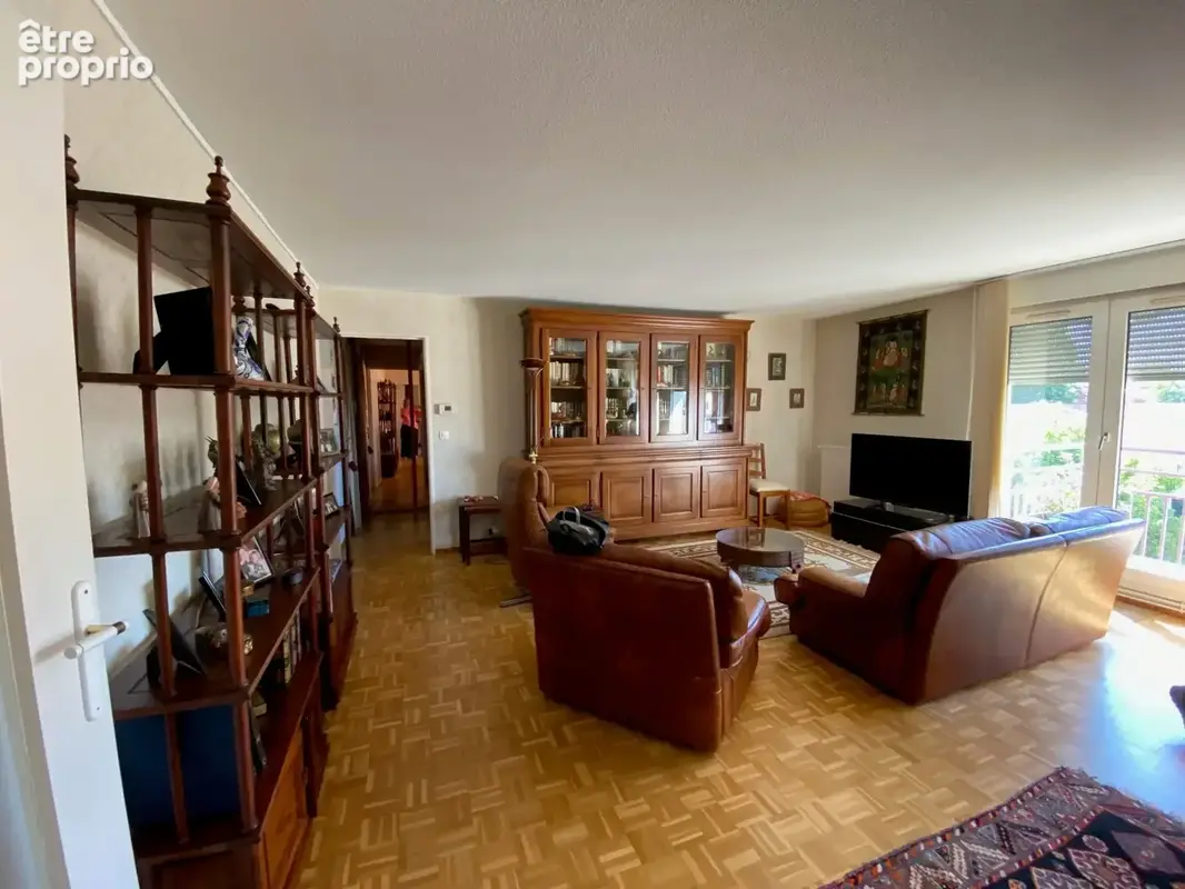 Appartement à VILLENAVE-D'ORNON