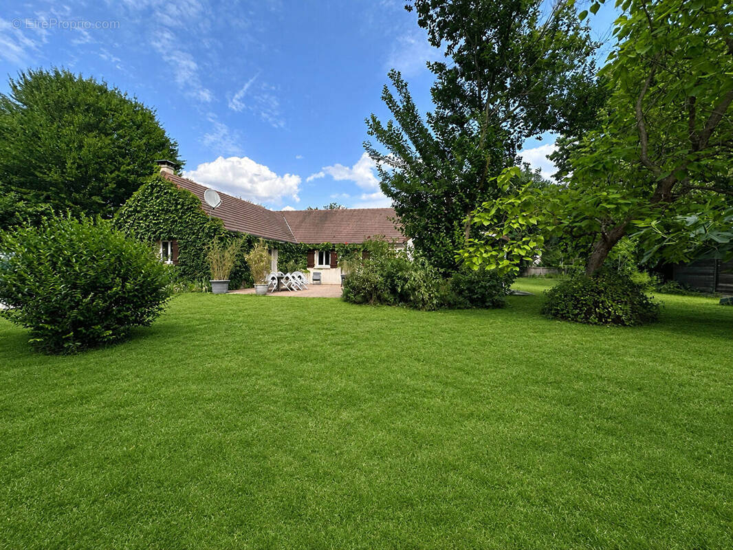 Maison à MILLY-LA-FORET