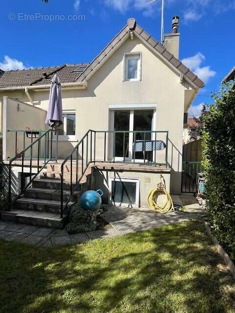 Maison à LE BOURGET