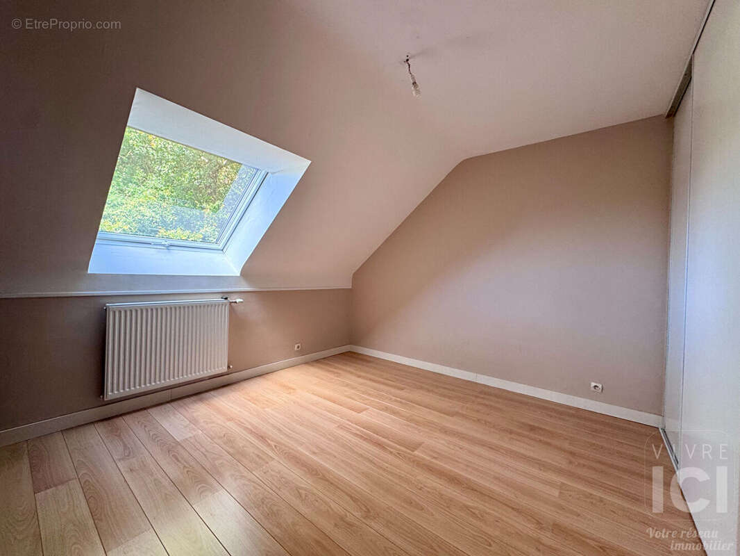 Maison familiale - 210m² -  5 chambres - Sautron - photo 11