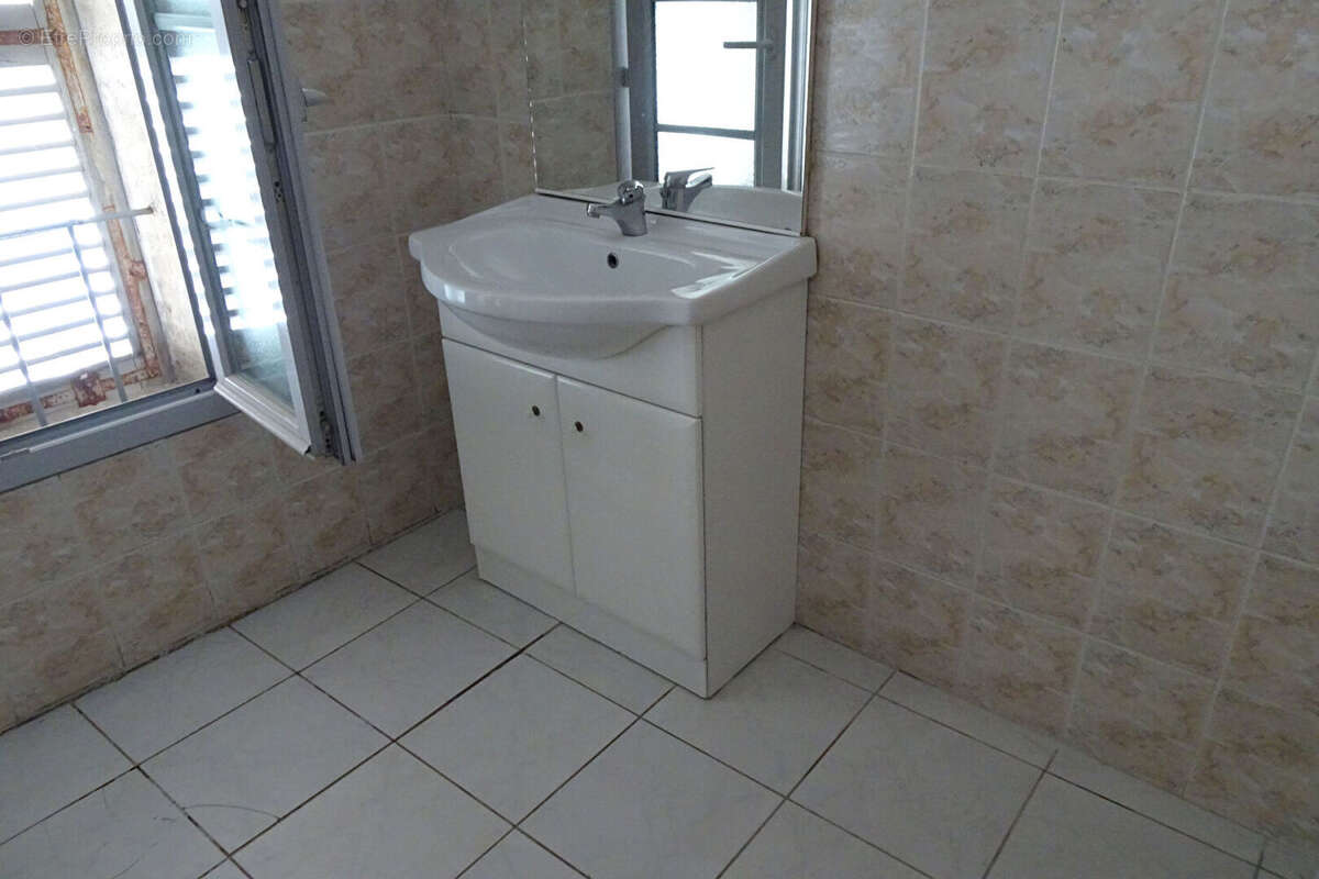 Appartement à TONNAY-CHARENTE
