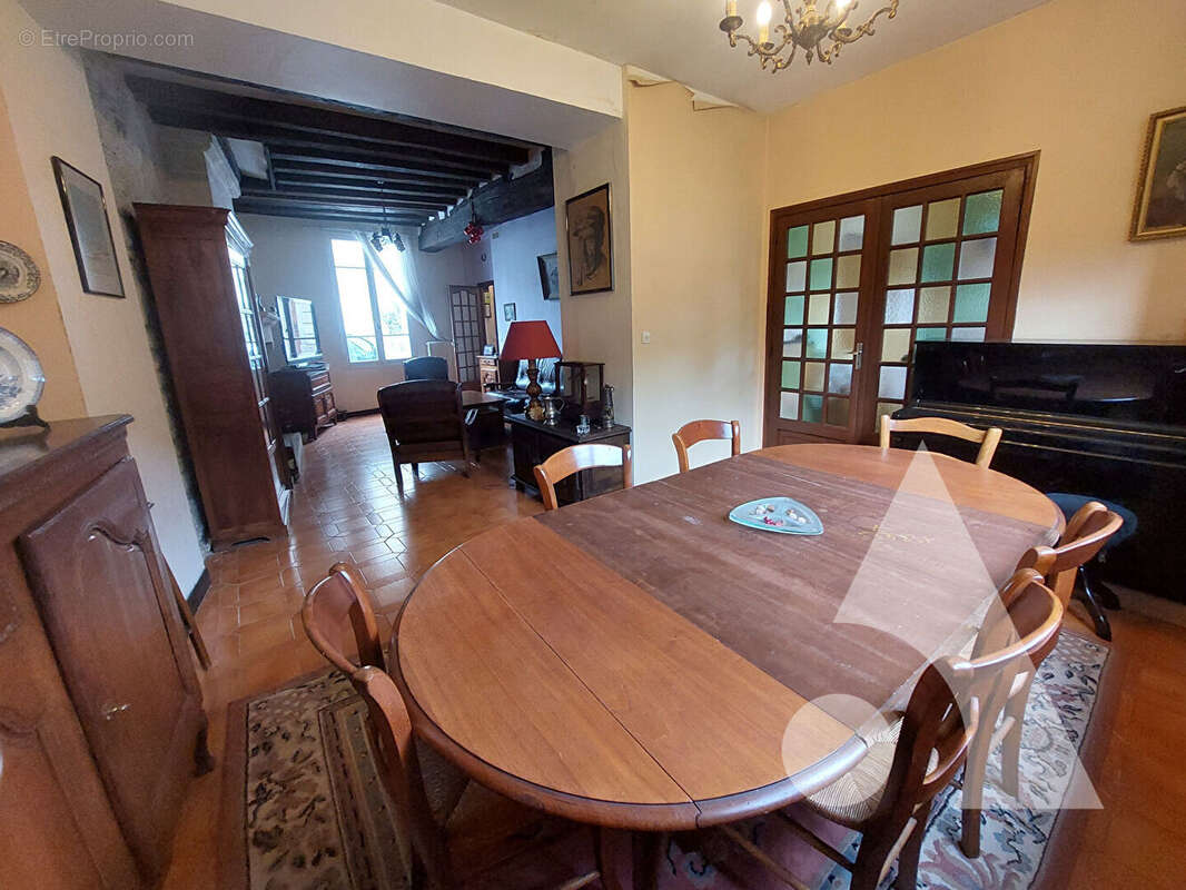 Maison à CREPY-EN-VALOIS