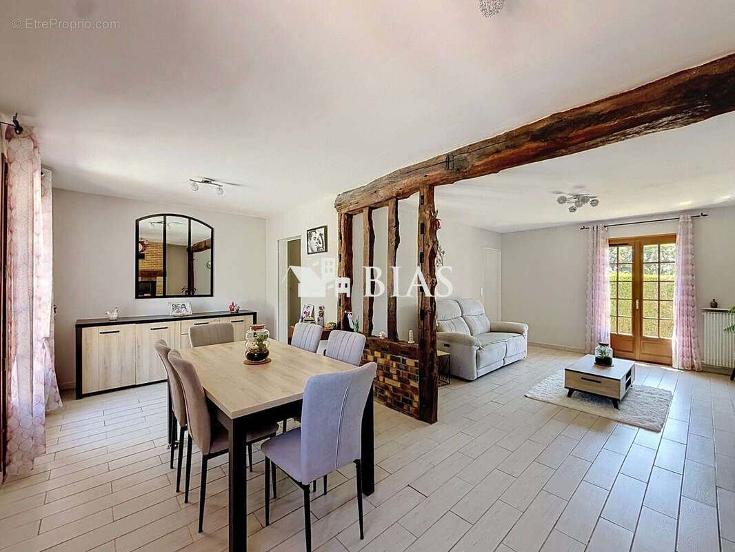 Maison 101 m² à Brionne  - photo 2