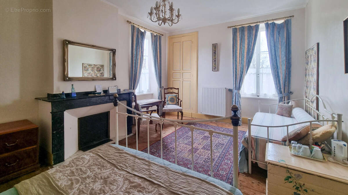 chambre - Maison à LERAN