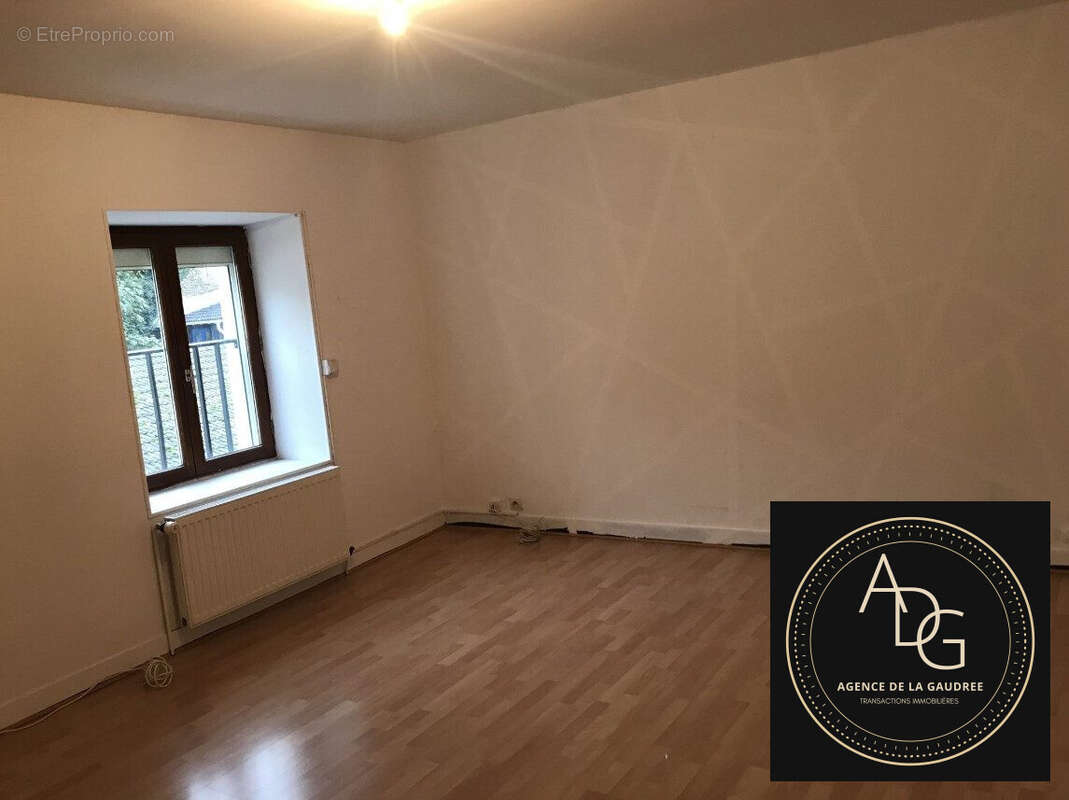 Appartement à ARPAJON