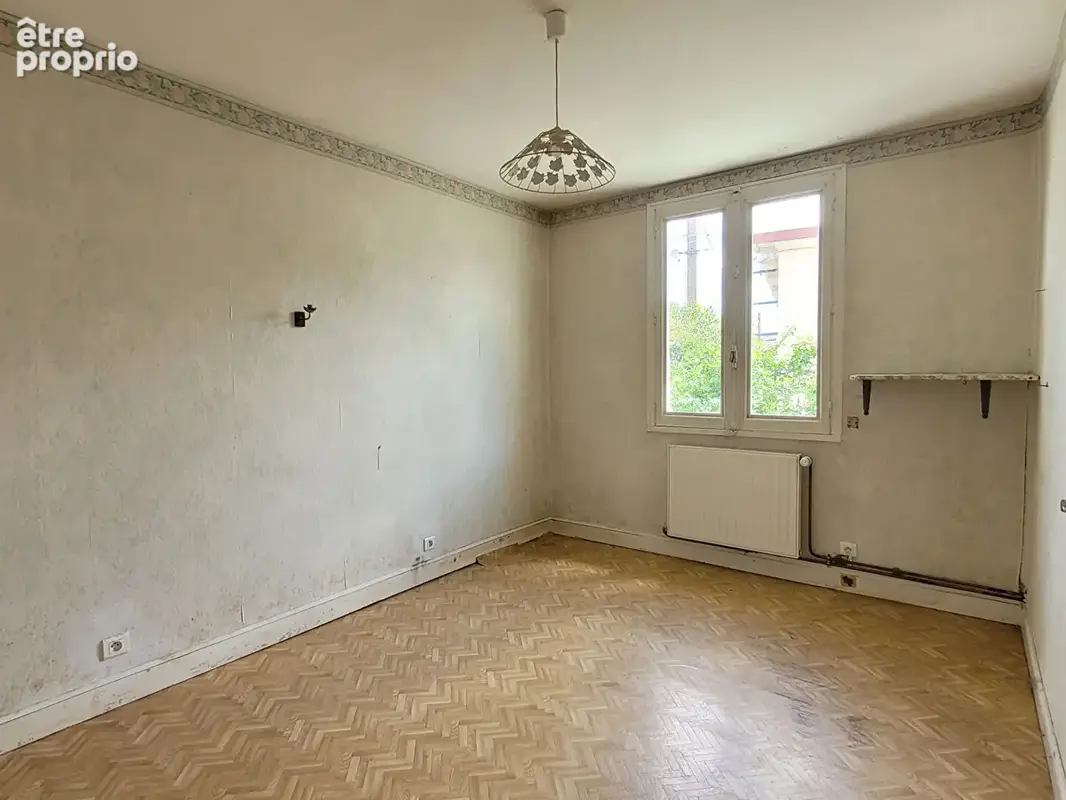 VALS: Maison de plain pied avec petit terrain - photo 7