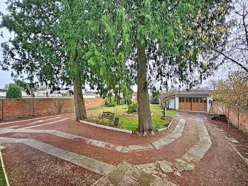 Maison à ANIZY-LE-CHATEAU