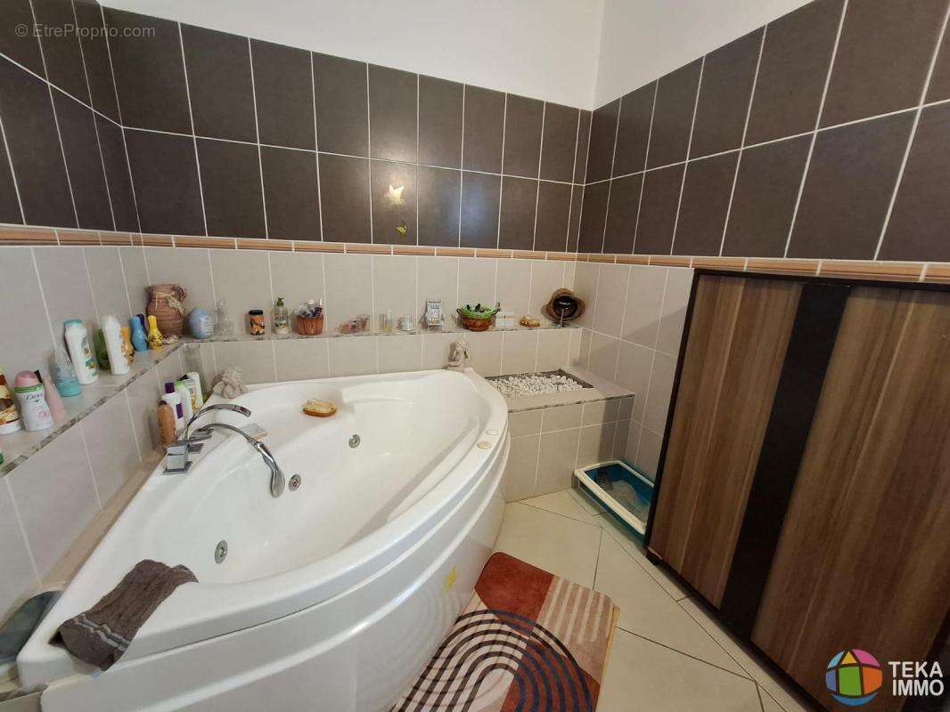 Maison à SAINT-ANDRE