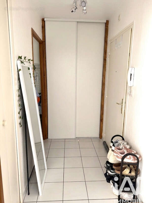 Appartement 25 m² à Reims  - photo 7