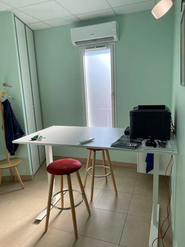 Commerce à SALLERTAINE