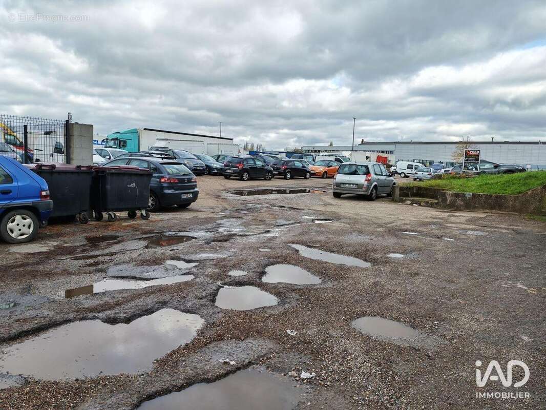 Photo 4 - Commerce à METZ