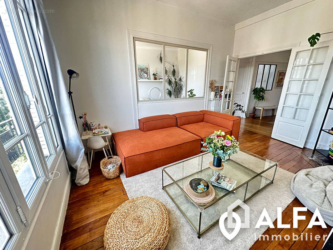 Appartement à ENGHIEN-LES-BAINS