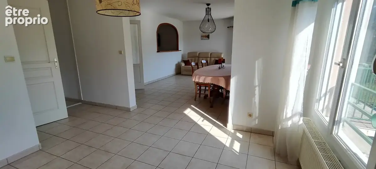 Appartement dans résidence avec ascenseur - photo 3