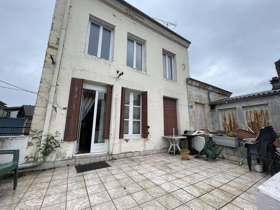 Appartement à NOUZONVILLE