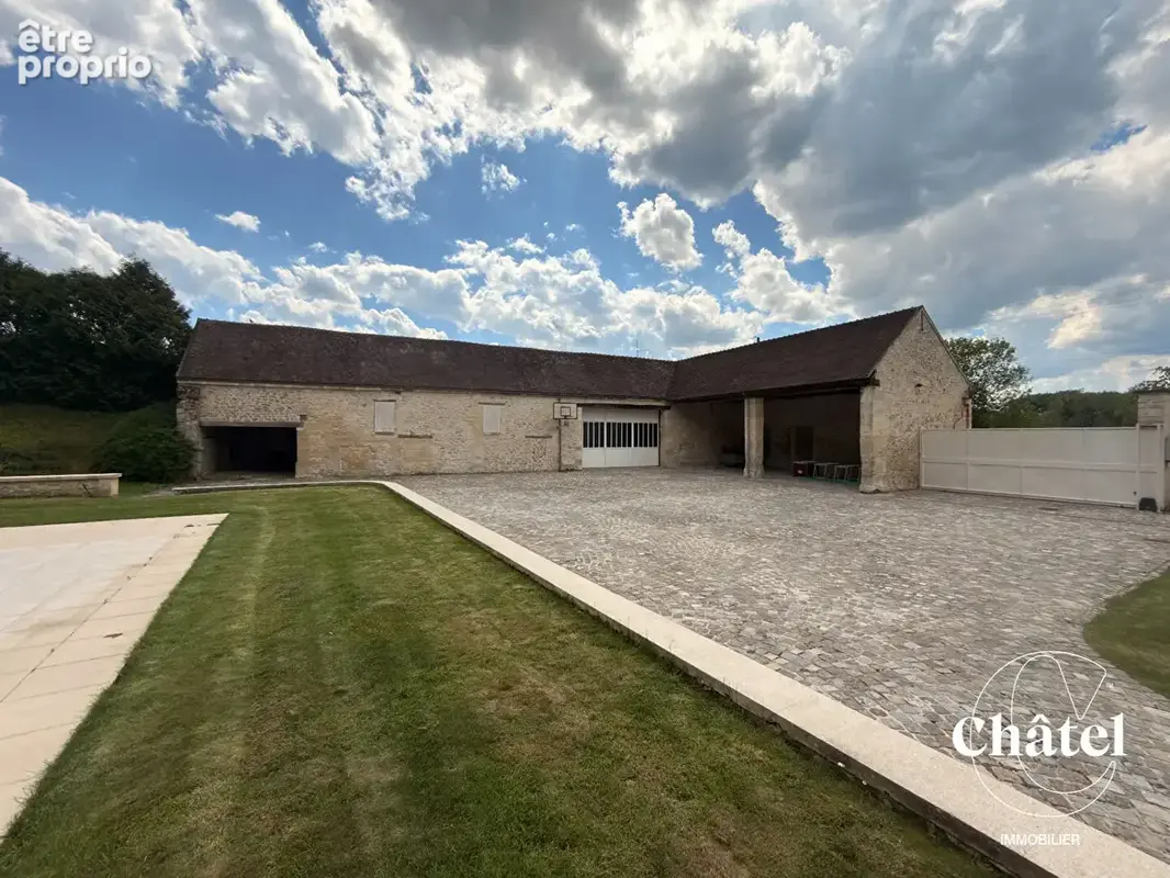 Corps de ferme rénové (XVIe s.) - 6 ch - Piscine - Grange 200m2 - photo 15