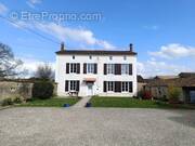 Maison à LOUBILLE