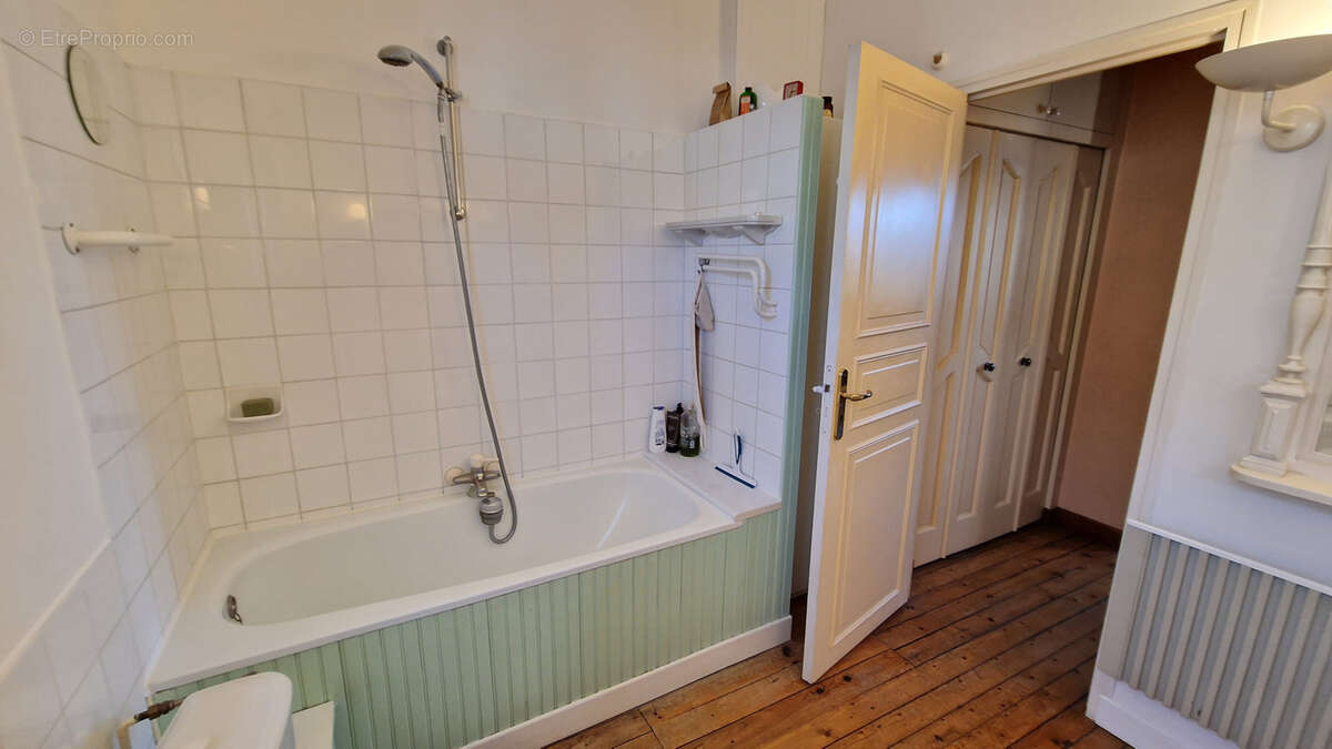 Maison à MARLY-LA-VILLE