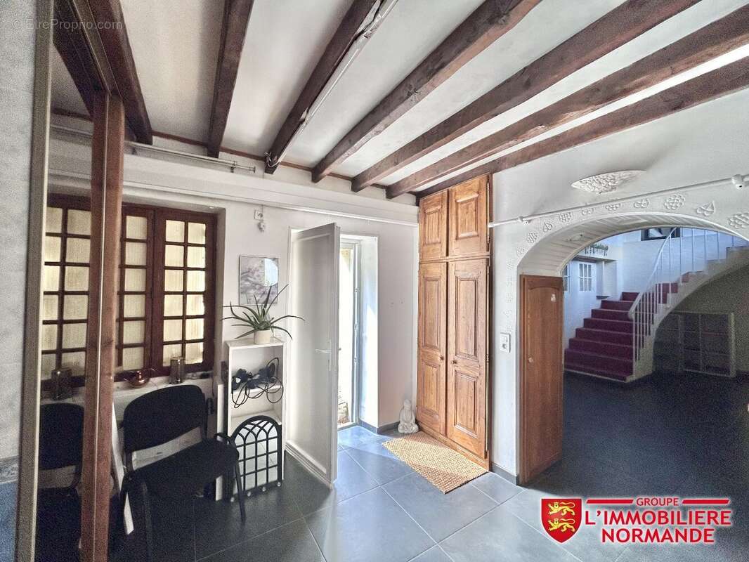 Maison à BONNIERES-SUR-SEINE