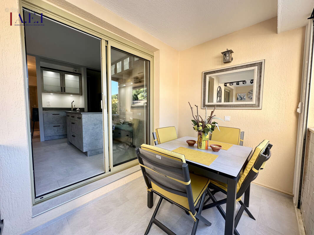 Appartement à SANARY-SUR-MER