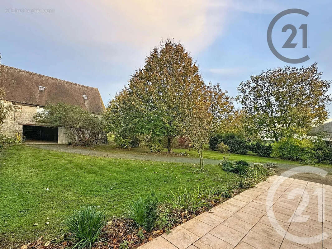 Maison à LES MARETS