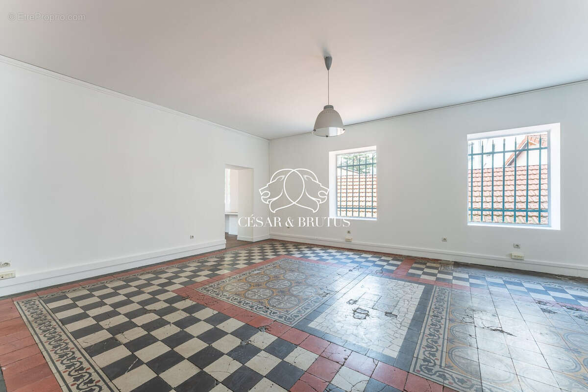 Appartement 244 m² à Lyon-7e  - photo 4