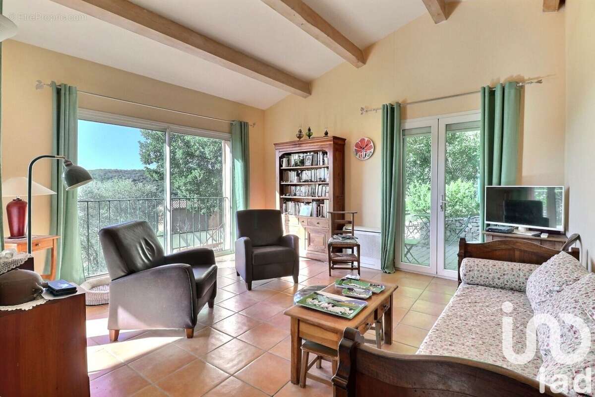 Photo 8 - Maison à ARTIGNOSC-SUR-VERDON