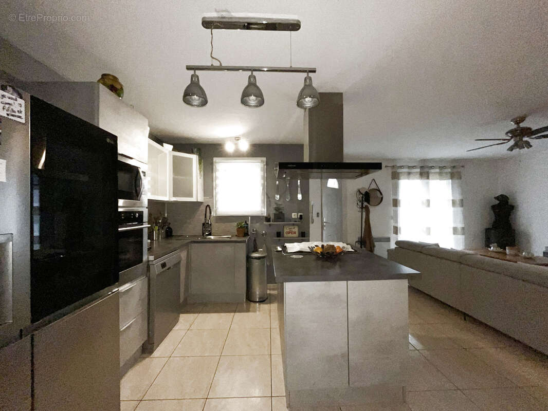 Maison à LEZIGNAN-CORBIERES