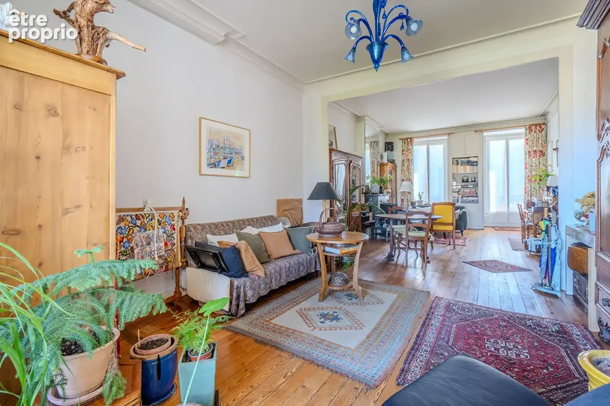 Bordeaux Fondaudège - Appartement T2 évolutif en T3 de 65 m² avec parking, cave de 20 m² et grenier - photo 2